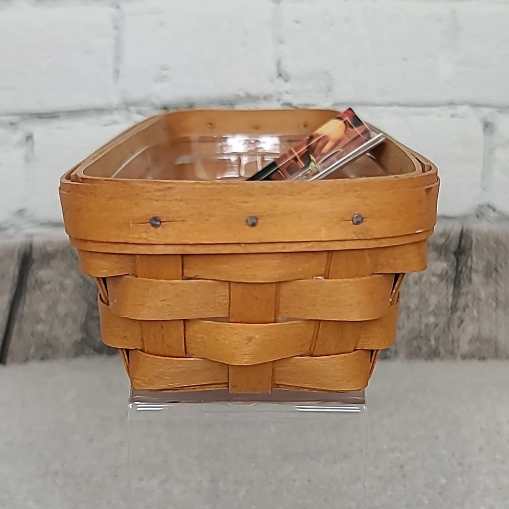 Longaberger Handmade Woven Vintage 1999 Classic Cracker Basket 14508 with Insert